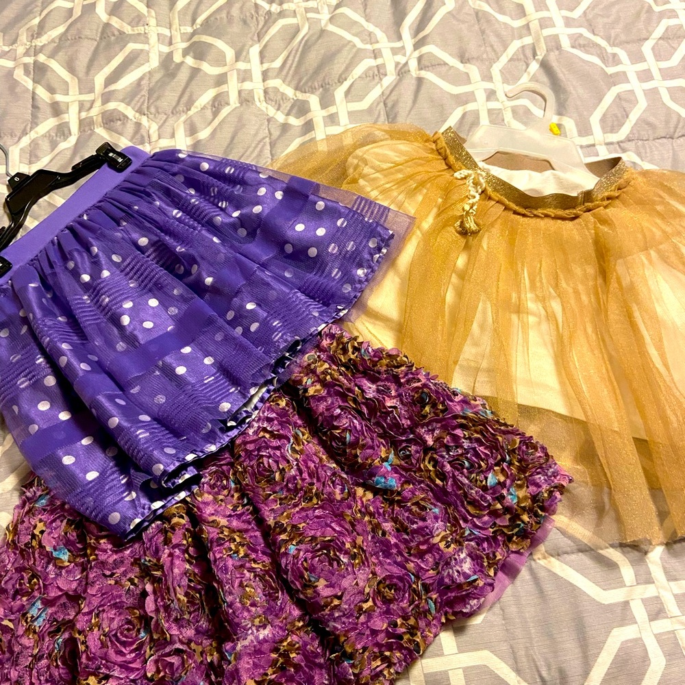 Girls skirts x 3. Size 7-8